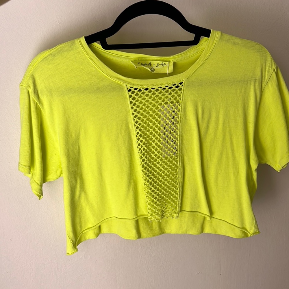 LF Emma & Sam Mesh Front Crop